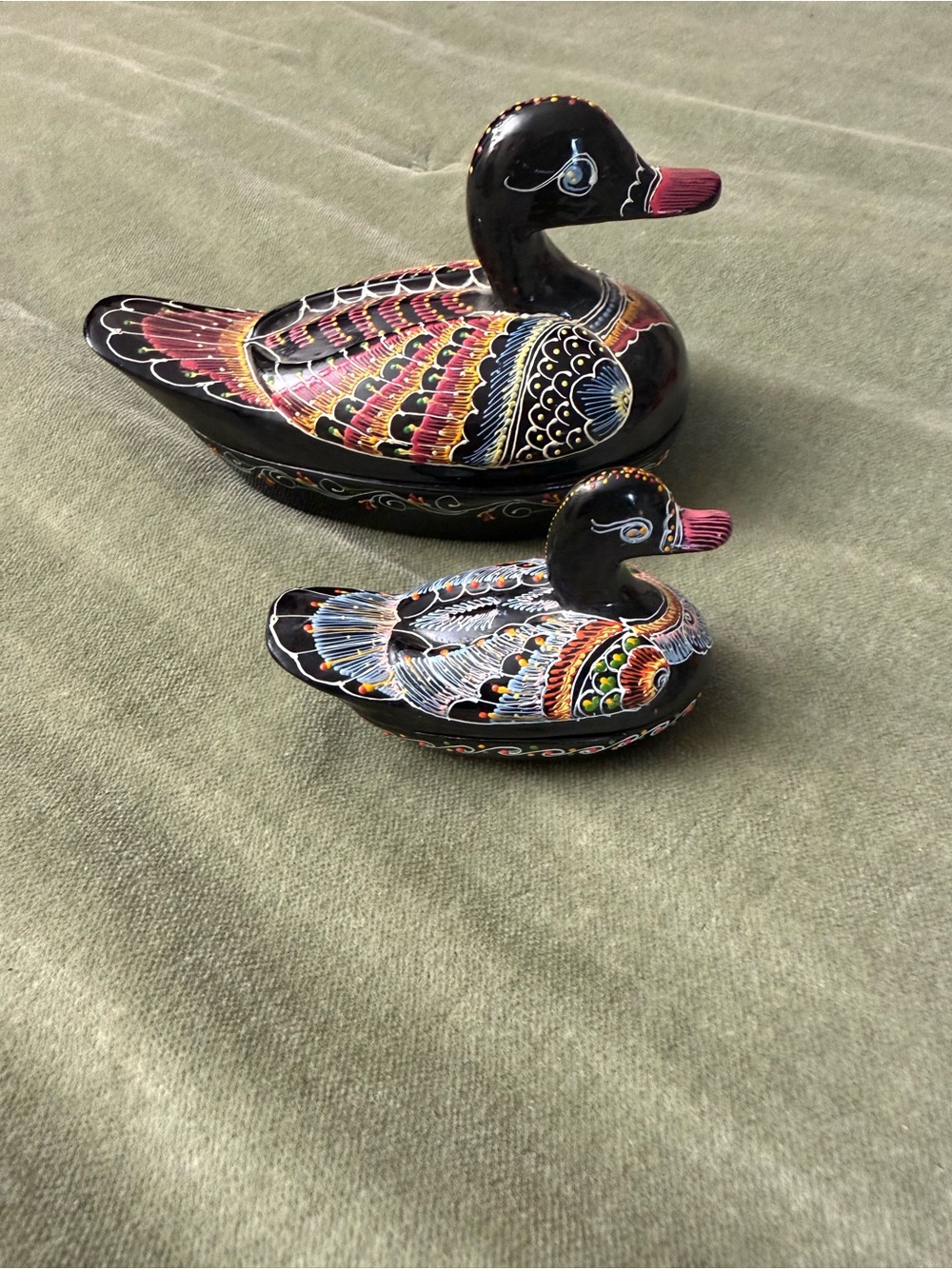 Vintage Colorful Hand Painted Black  Duck trincket boxes Figurines Set of 2 #8